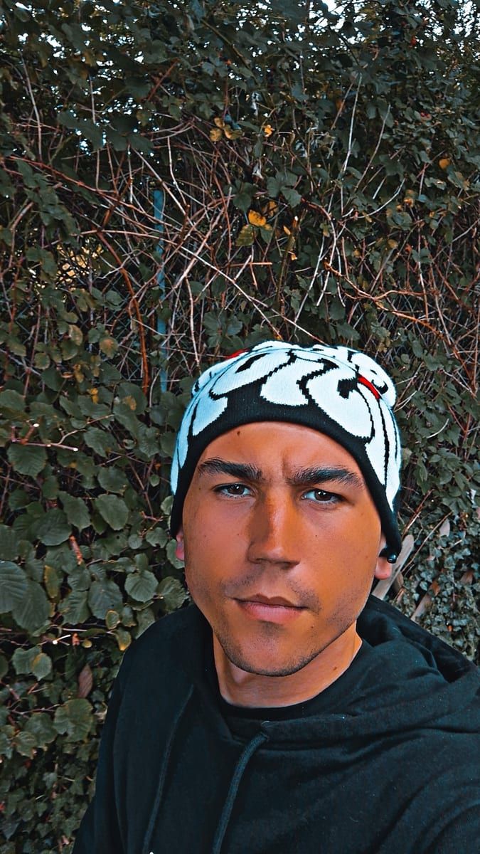 Profil de Chneor