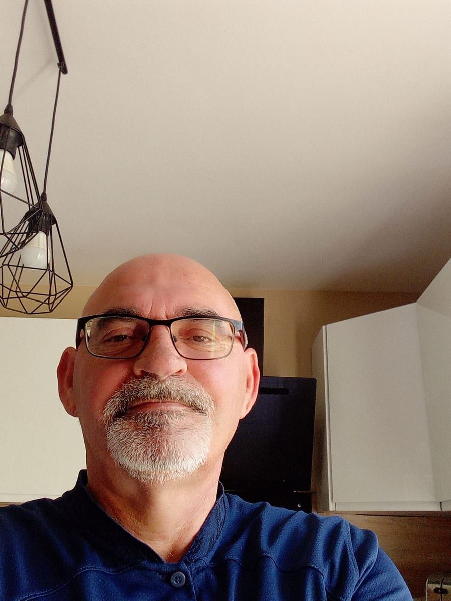 Profil de Sauveur